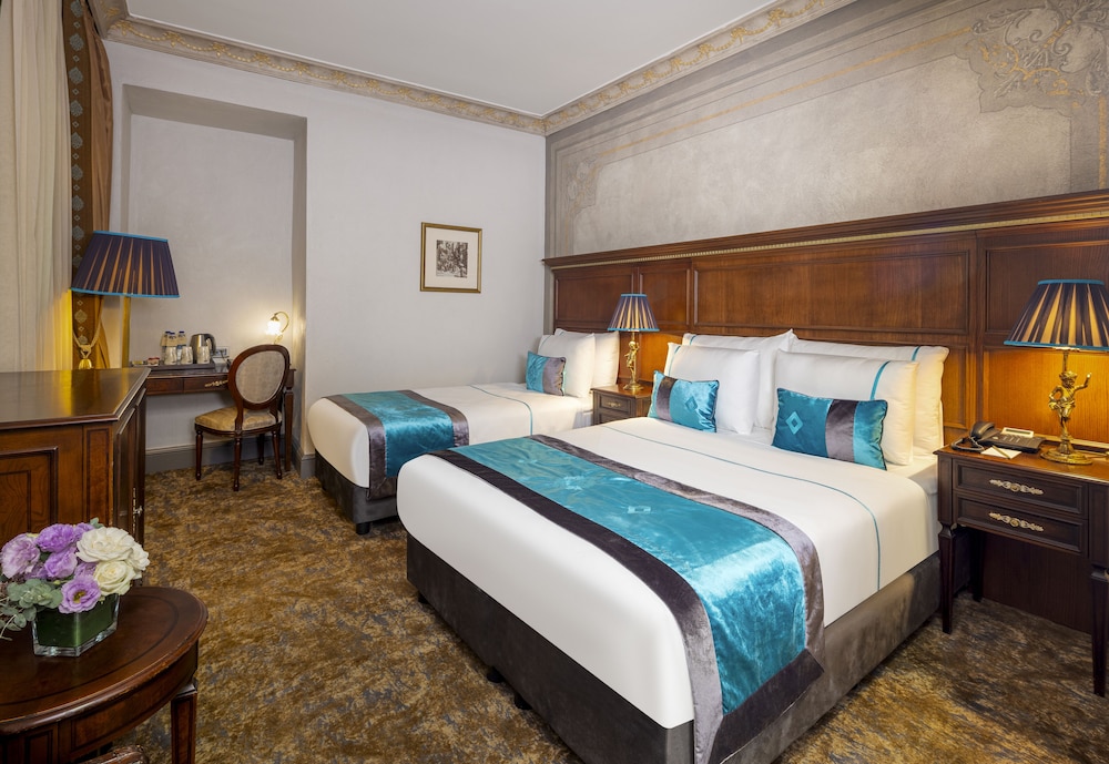 Palazzo Donizetti Istanbul, Tapestry Collection by Hilton 13