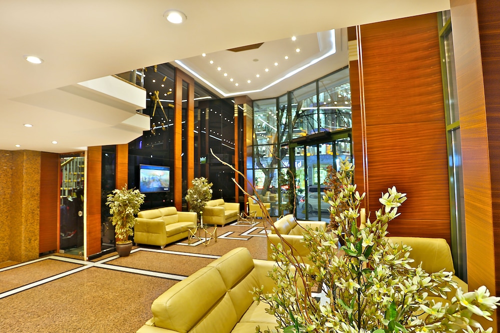 Grand Madrid Hotel 12