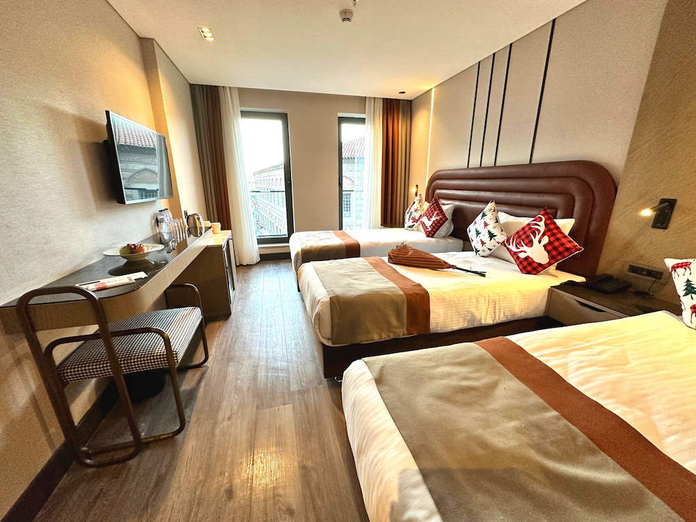 Edition Old City Boutique Hotel 14