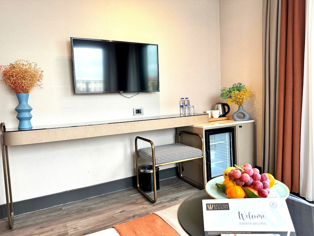 Edition Old City Boutique Hotel 18