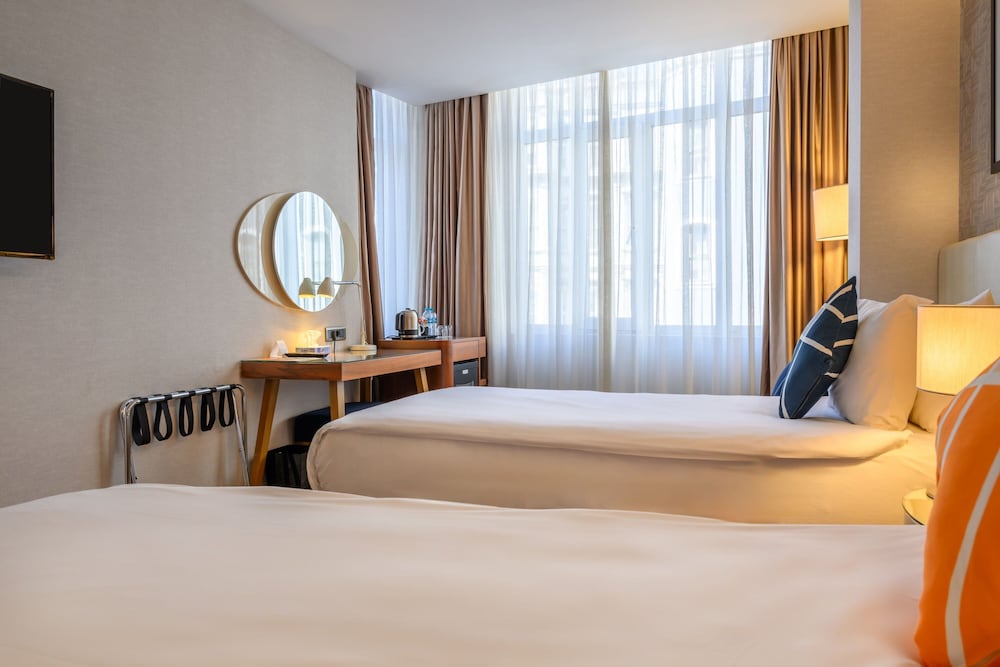 Four Points Flex by Sheraton Istanbul Taksim Square 13