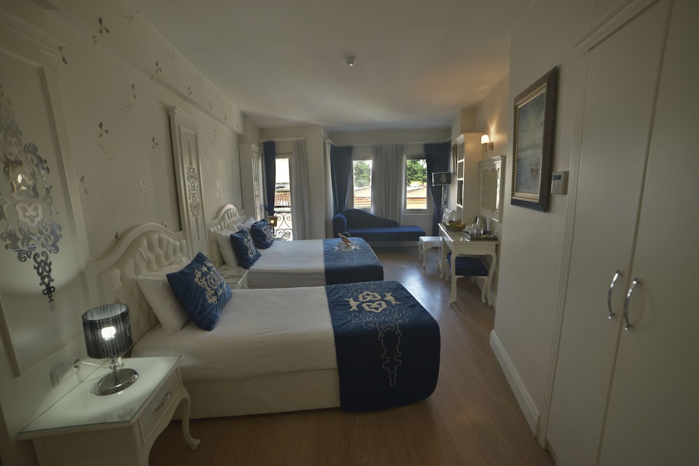 Sarniç Premier Hotel 11