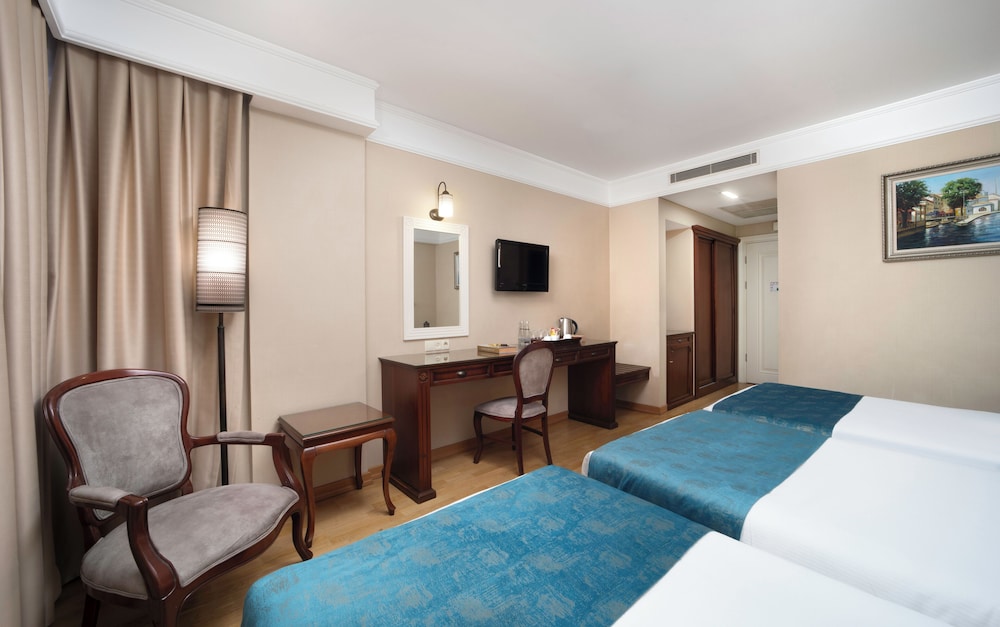Recital Hotel 12