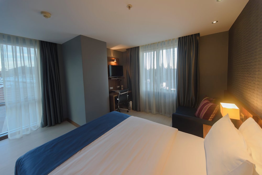 Holiday Inn Express Istanbul - Altunizade 11