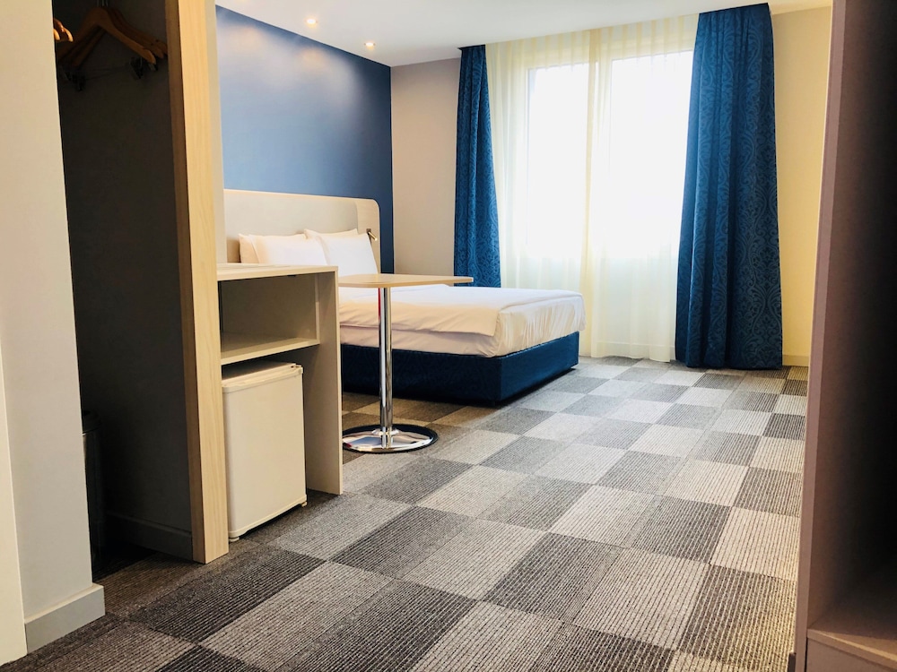 Holiday Inn Express Istanbul - Altunizade 14