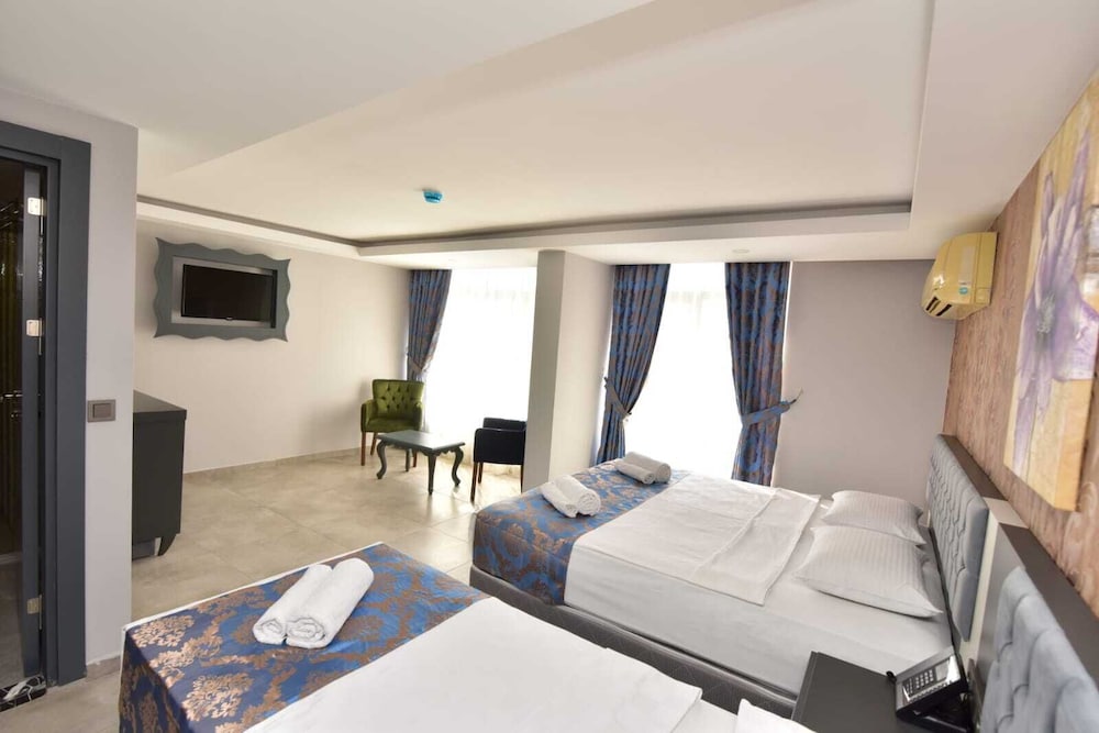 Erdem Hotel 11