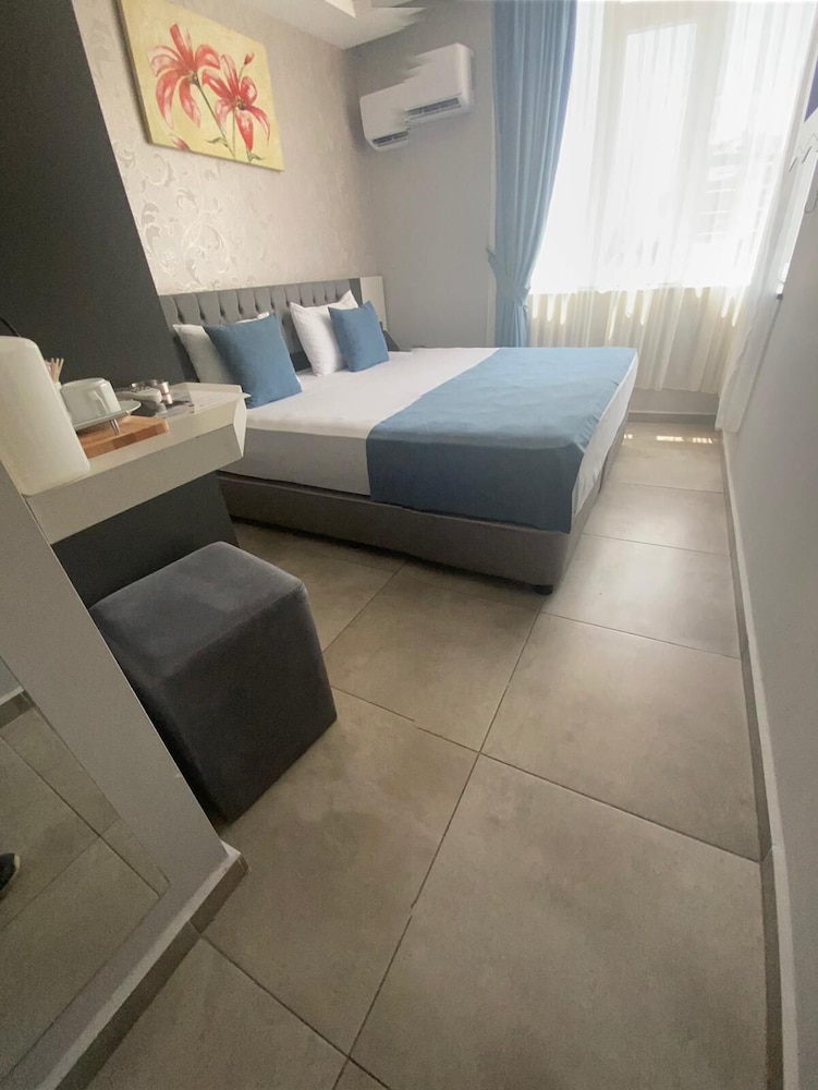 Erdem Hotel 12