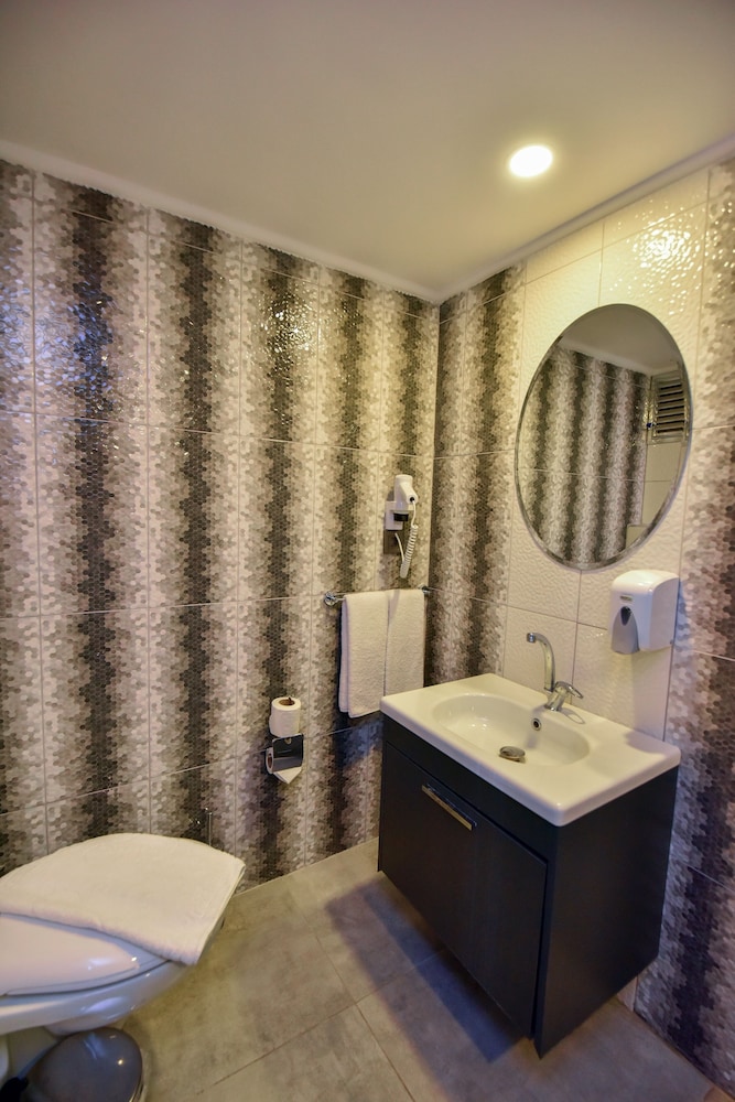 Erdem Hotel 17