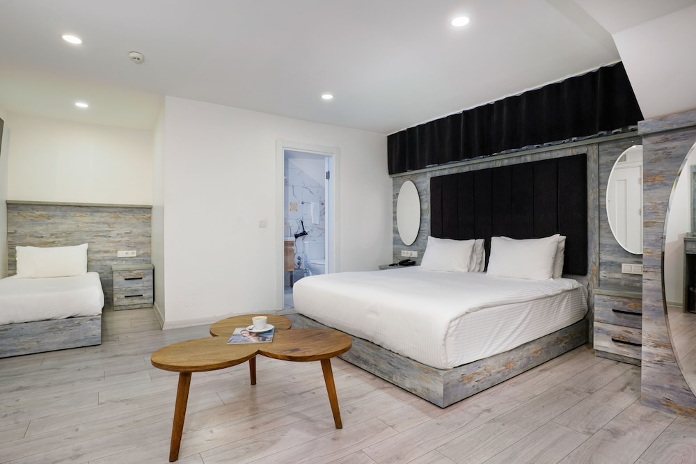 Faros Hotel Taksim 23