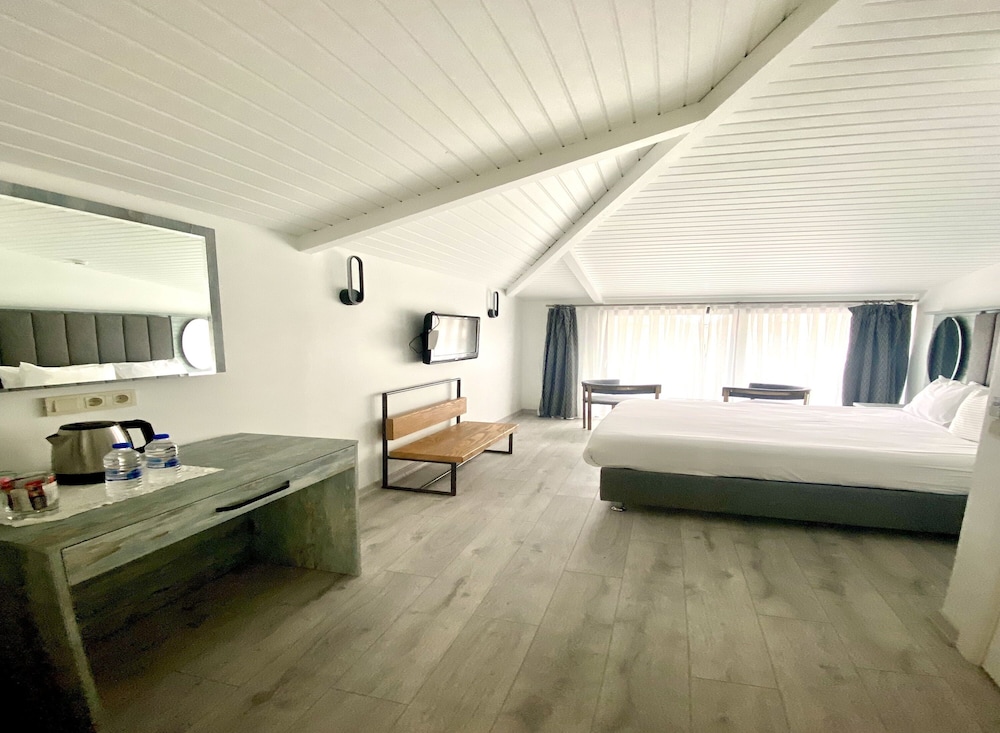 Faros Hotel Taksim 21