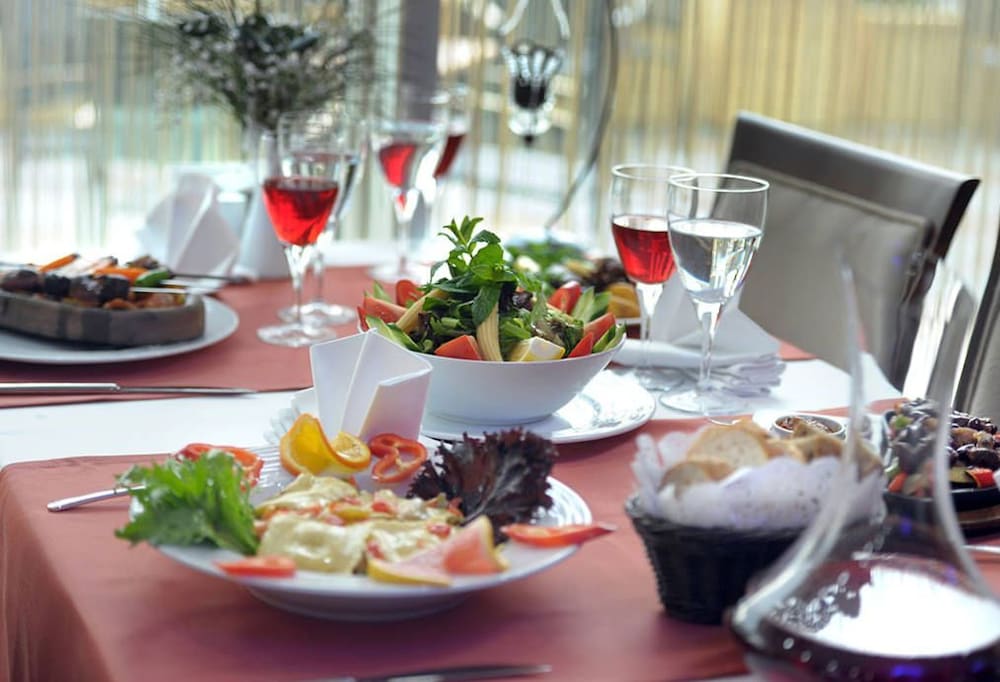 Rhiss Hotel Bostanci 23