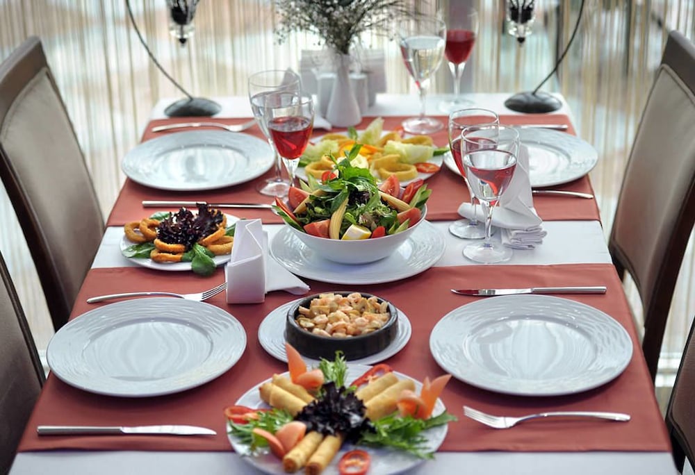 Rhiss Hotel Bostanci 20