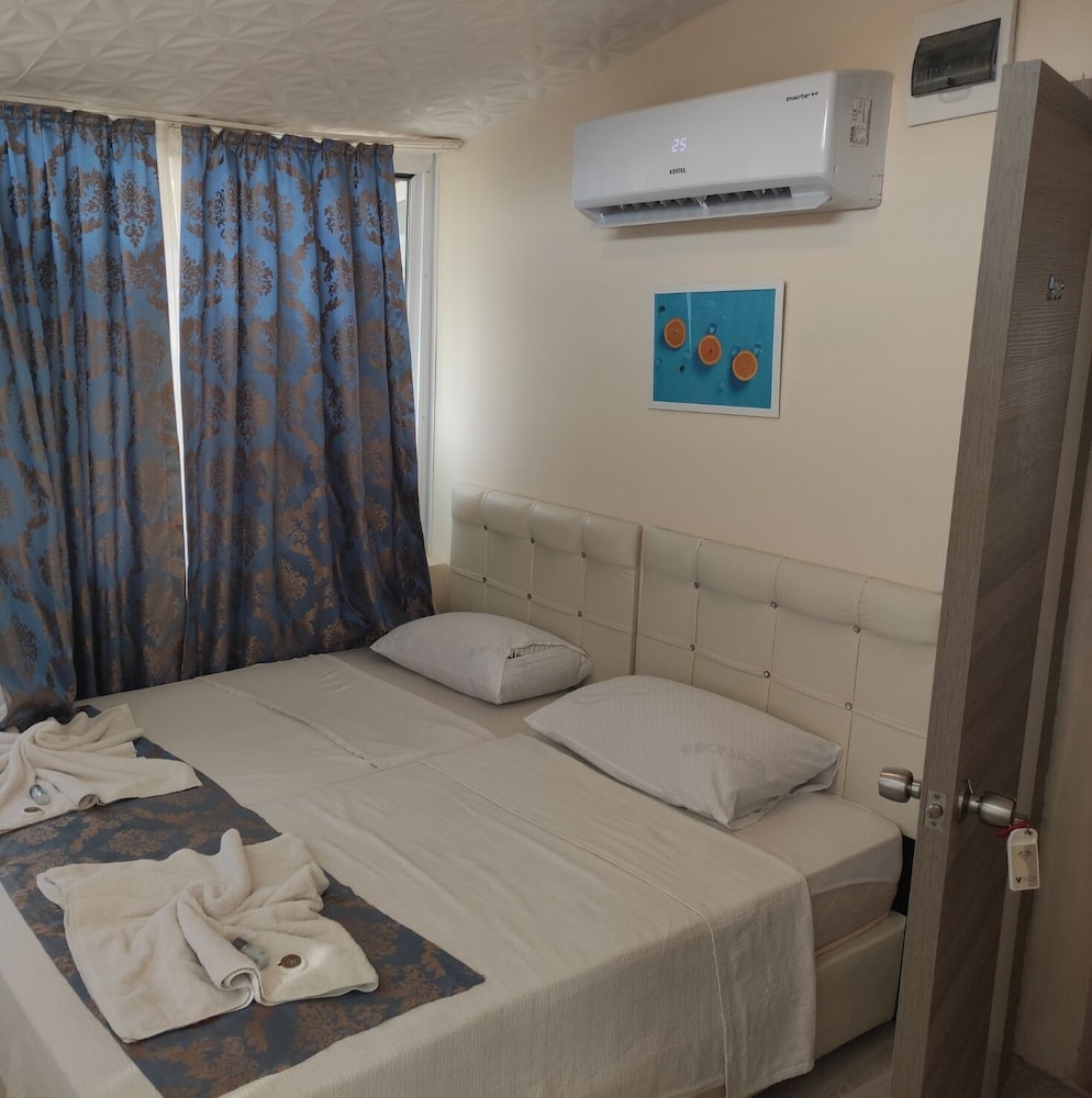 Romeo Beach Hotel 14