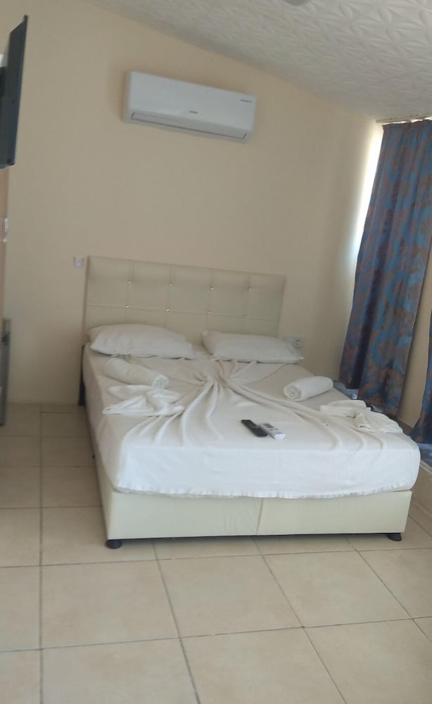 Romeo Beach Hotel 7