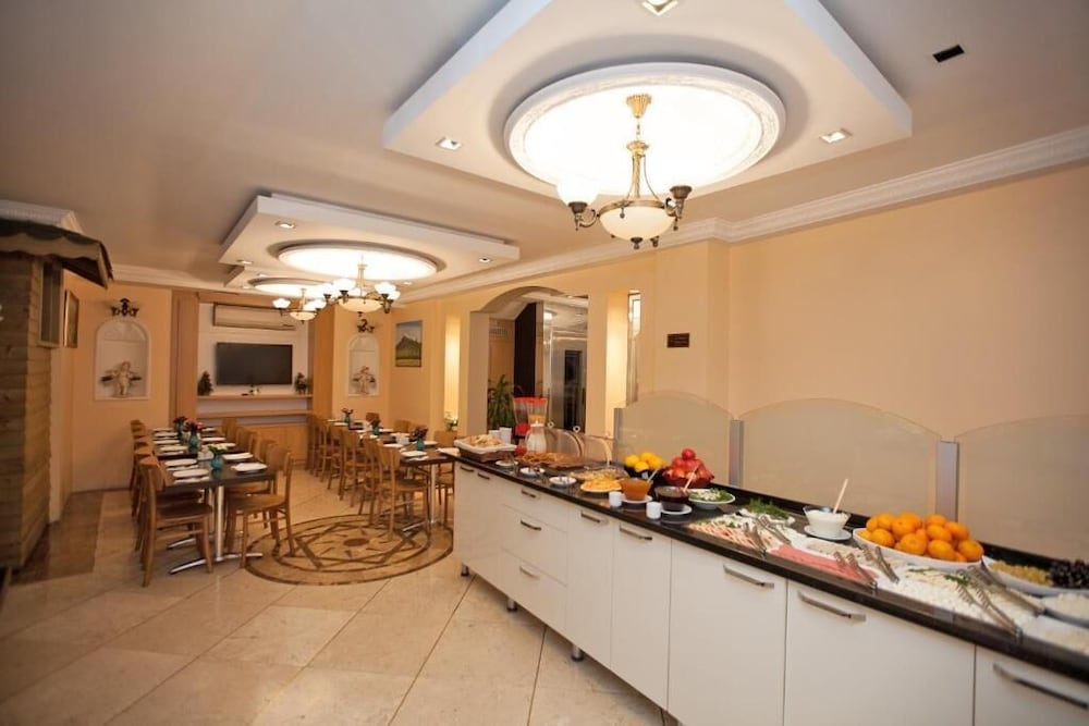 Bulvar Istanbul 16