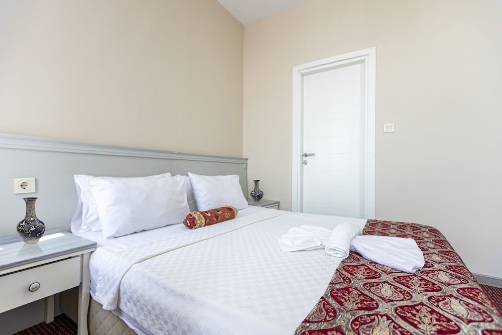 Ottoman Zade Hotel 8