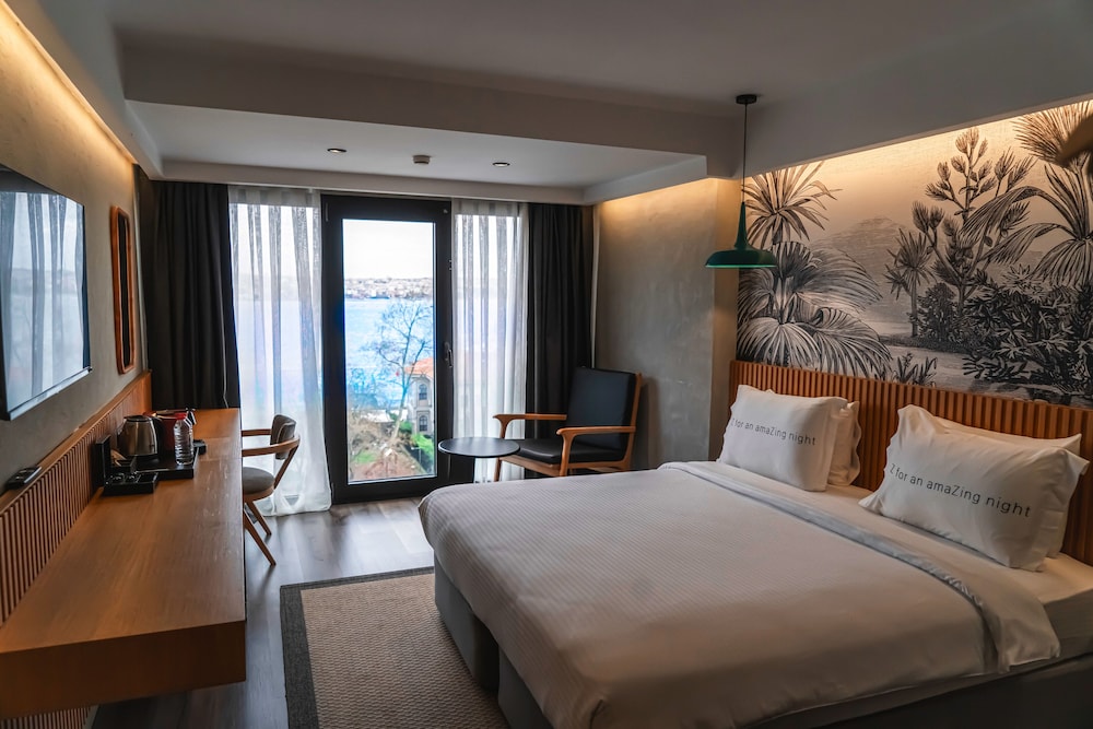 Zimmer Bosphorus Hotel 18