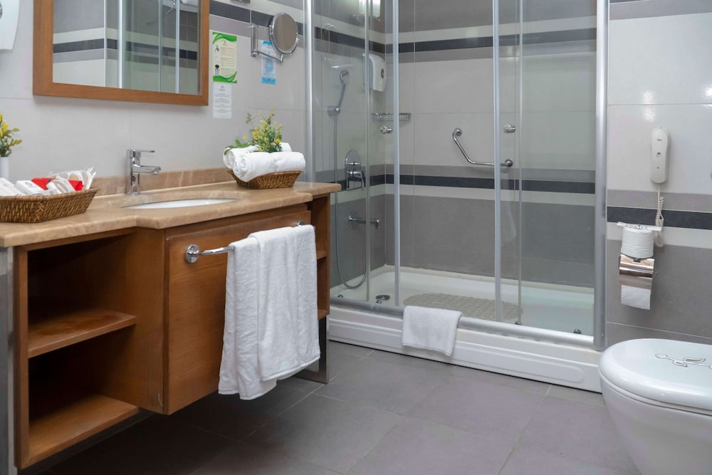 Adalya Ocean Deluxe 18