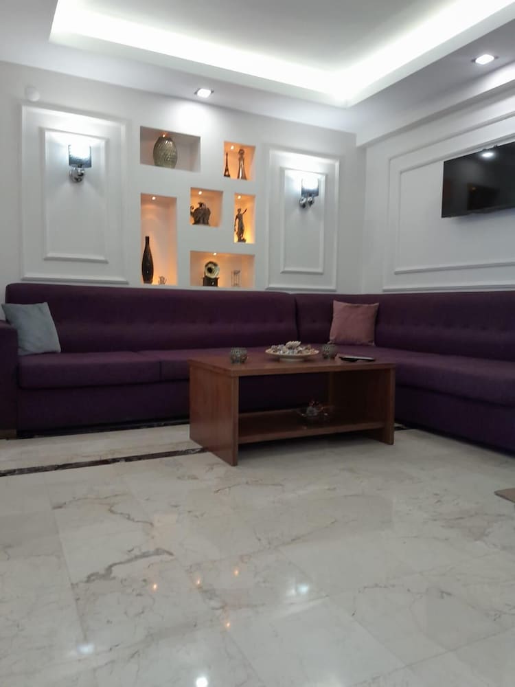 Pera Arya Hotel 8