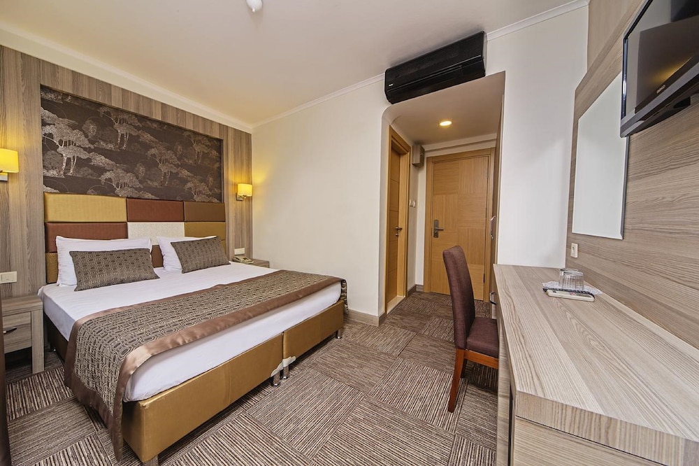 Pera Arya Hotel 16