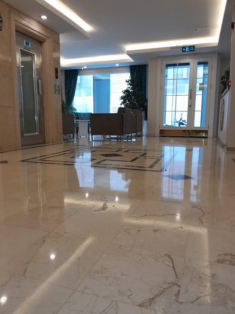 Pera Arya Hotel 10