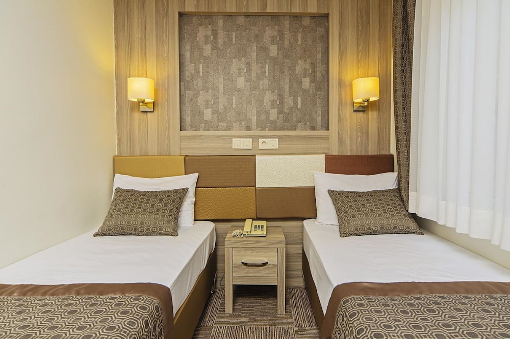 Pera Arya Hotel 17