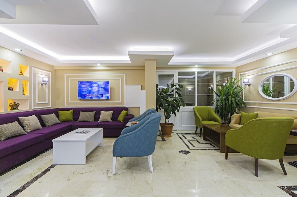 Pera Arya Hotel 11