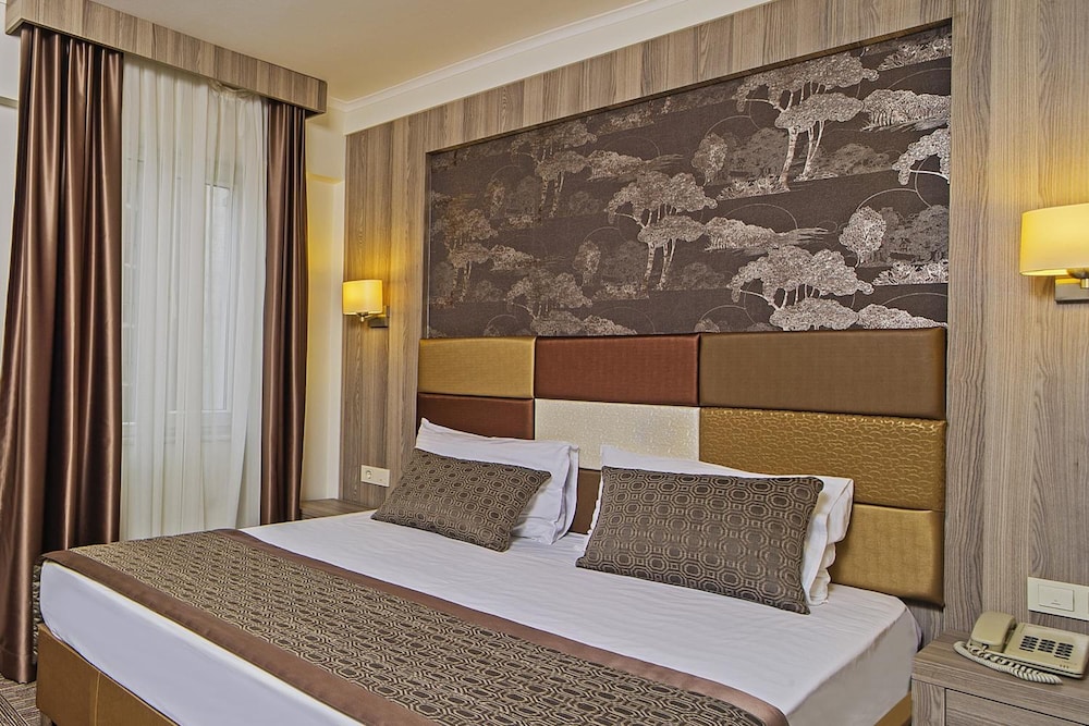 Pera Arya Hotel 23
