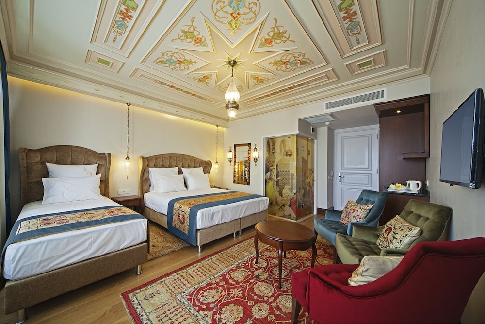 Azade Suites 9