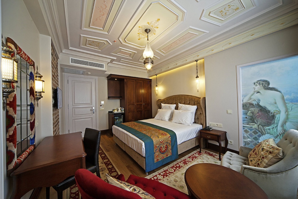 Azade Suites 15