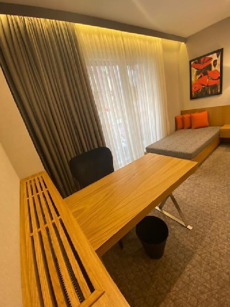 Bella Otel 12
