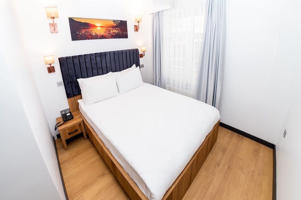Business Life Hotel Bakirkoy 14