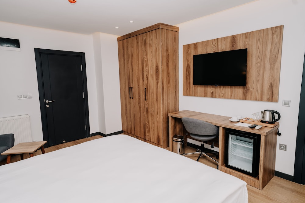 Business Life Hotel Bakirkoy 10