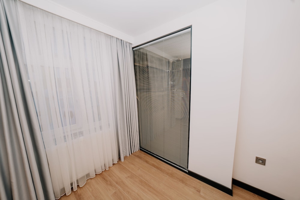 Business Life Hotel Bakirkoy 8