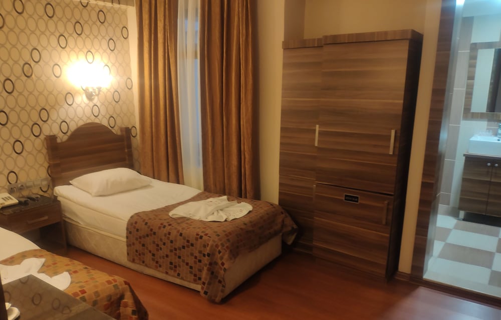 Hotel Bazaar 18
