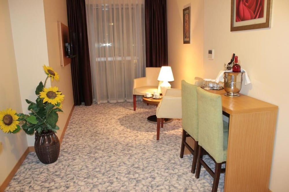 Hotel Osaka Airport 24