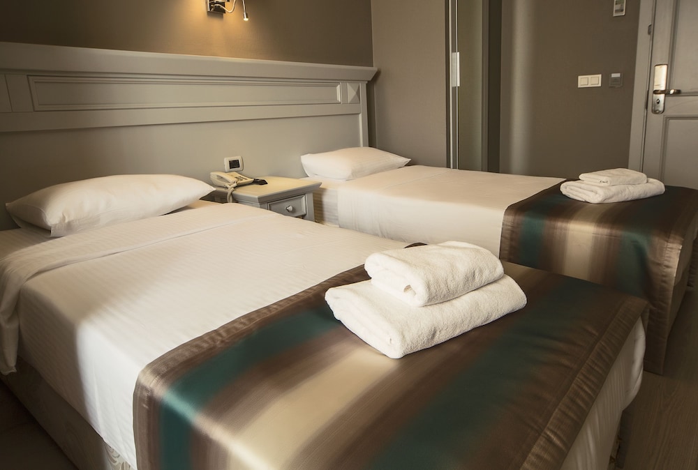 Semsan Hotel 13
