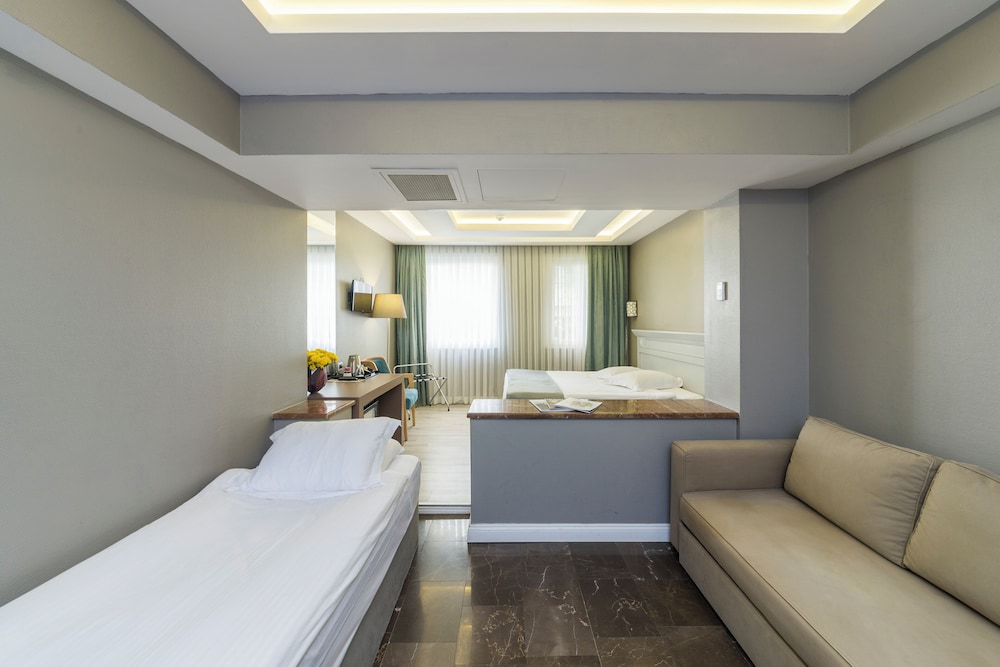 Semsan Hotel 17