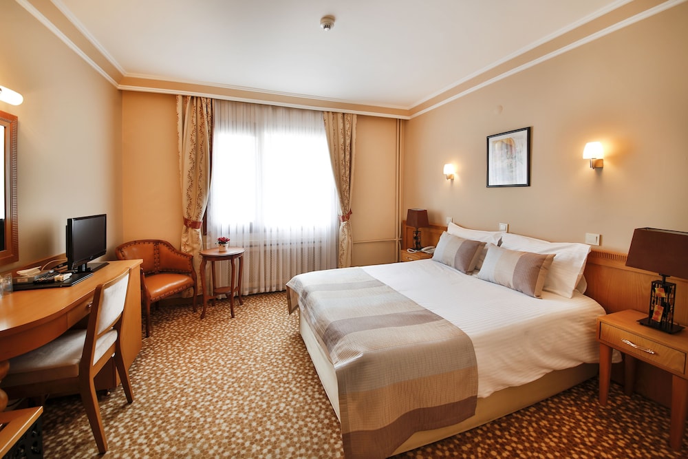 Sidonya Hotel 4