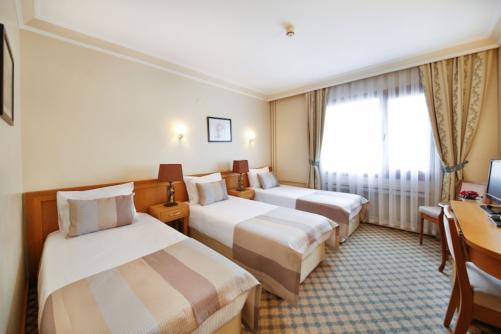 Sidonya Hotel 8