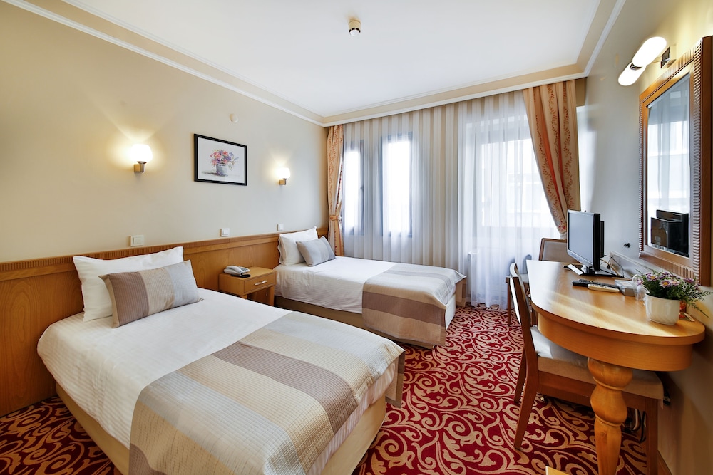 Sidonya Hotel 9