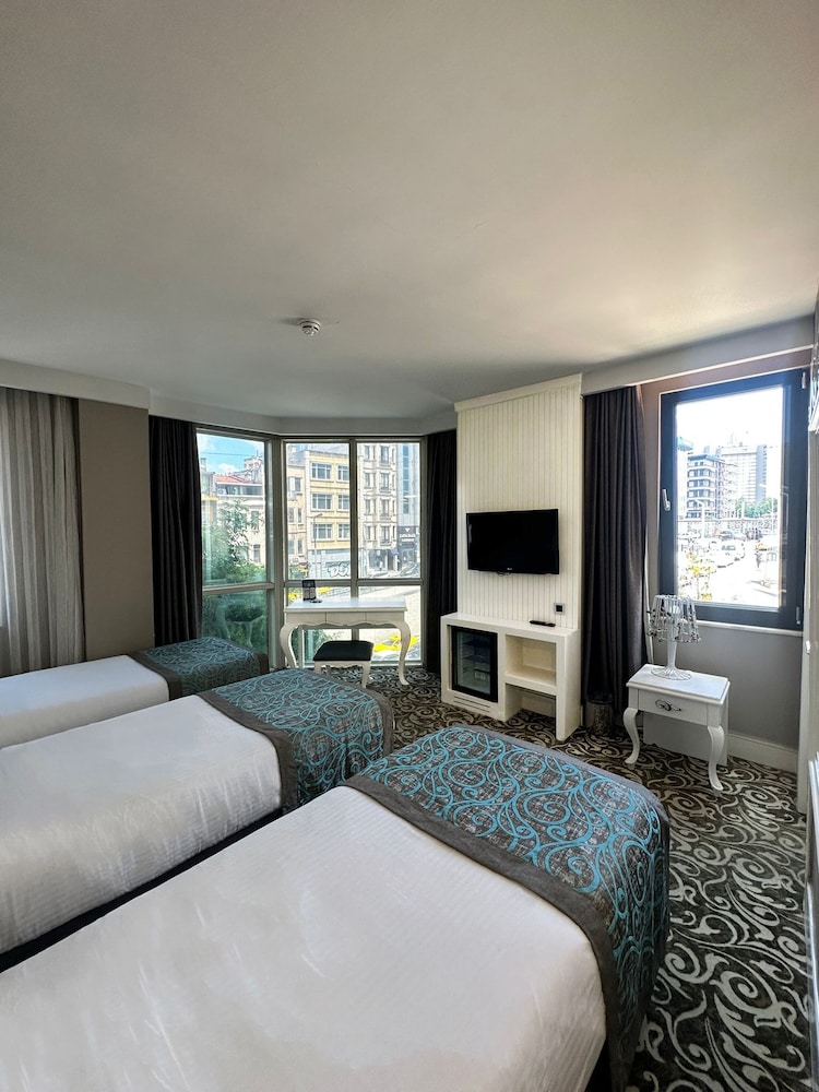 Taksim Line Hotel 23