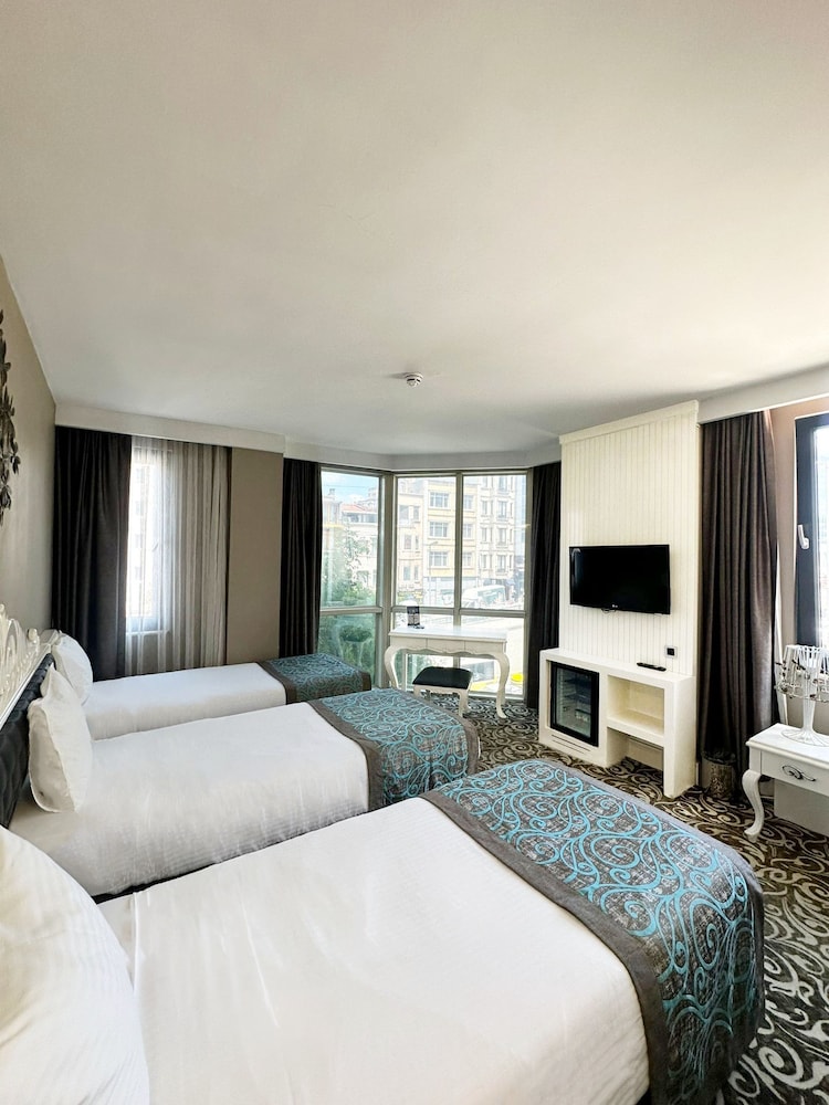 Taksim Line Hotel 22