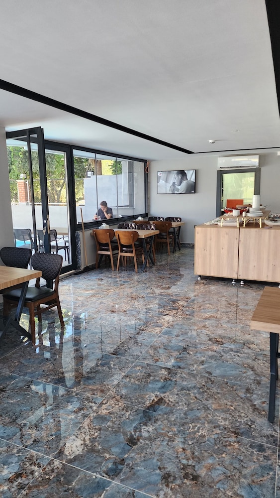 Mimoza Hotel 17
