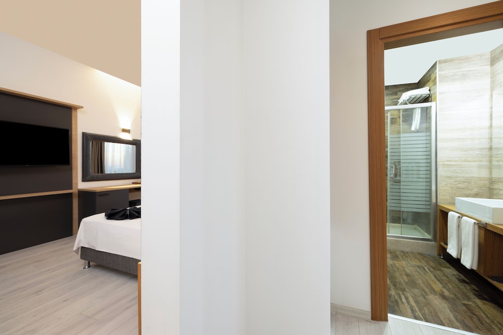 My Plus Hotel Atasehir 11