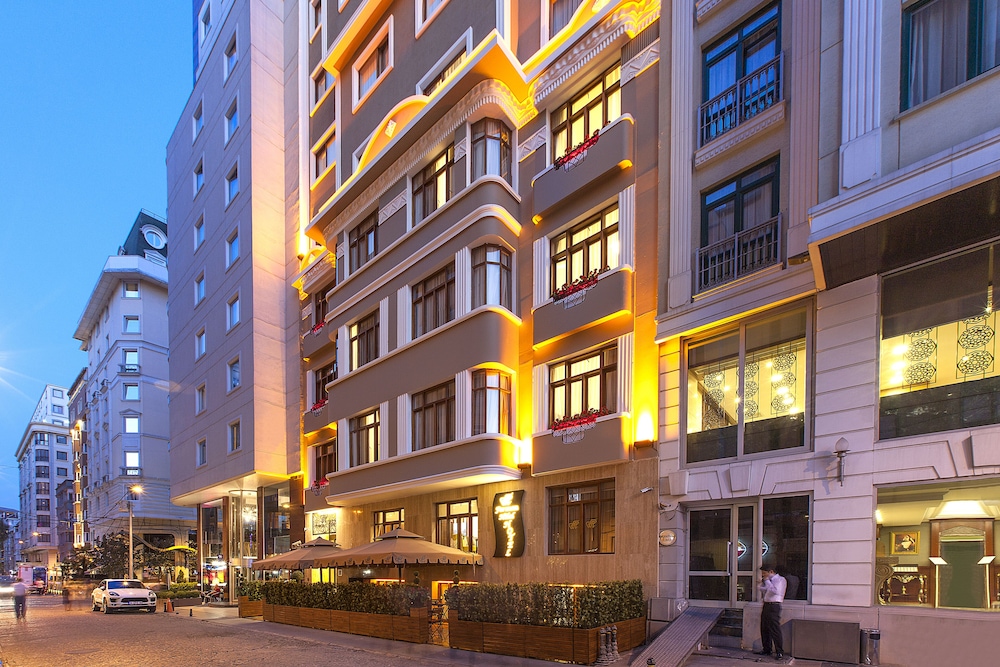 Ferman Hilal Hotel 1