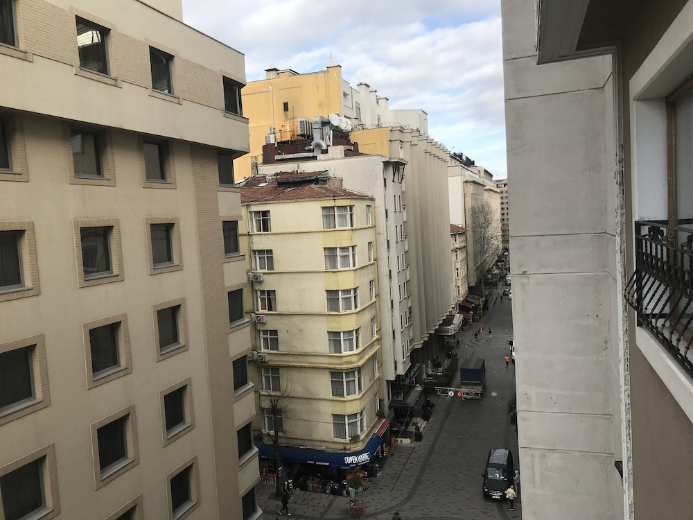 Ferman Hilal Hotel 20