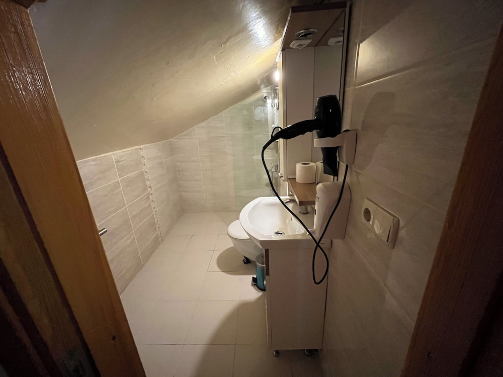 Le Safran Suite 13