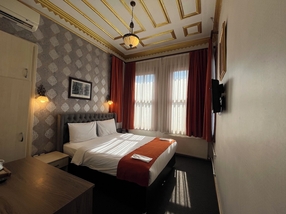 Le Safran Suite 2