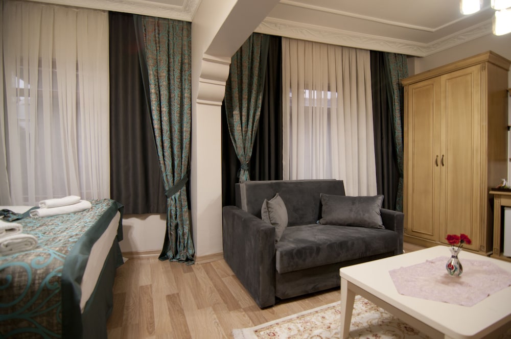 Blue Tuana 7